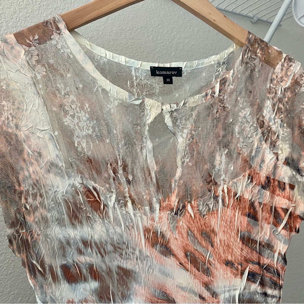Komarov Lace Overlay Dress in Cream and Gray - Picture 4 of 7
